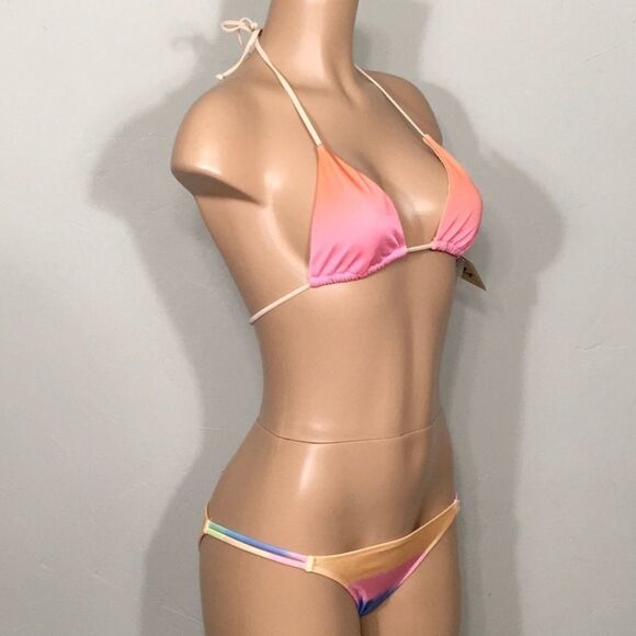 New. WILDFOX/Reef rainbow bikini. XS-too/M-bottom. - Picture 3 of 9